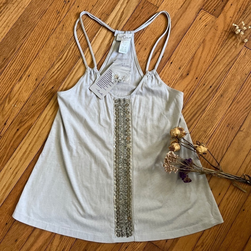 Ludi beautiful top with stones womens size XS NWT